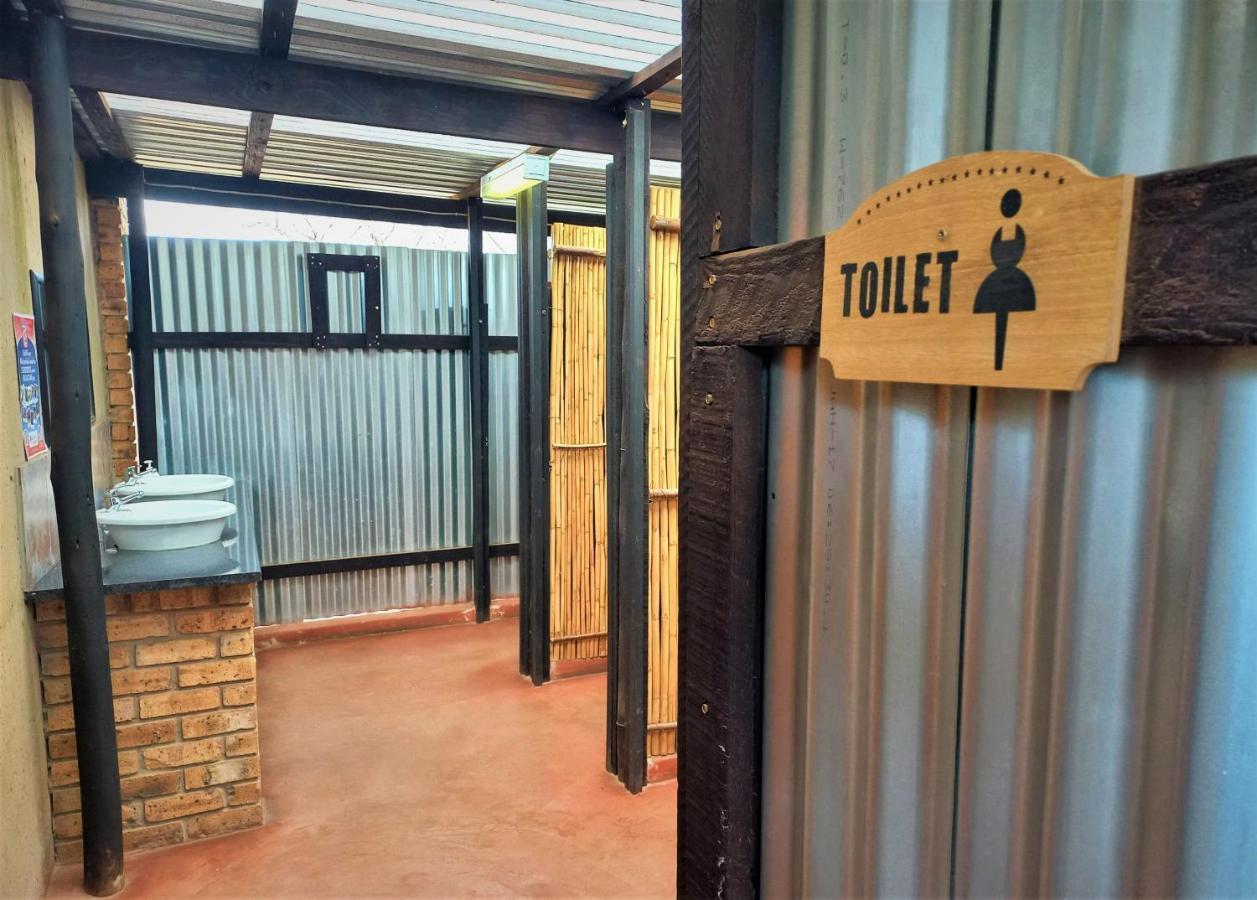 Backpackers Connection @ Jnb Airport Hostel Benoni Exterior photo