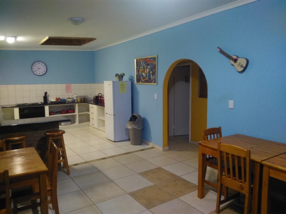 Backpackers Connection @ Jnb Airport Hostel Benoni Exterior photo